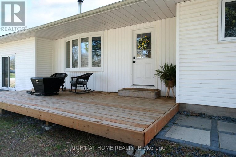 29658315/14-fisher-street/mcnabbraeside-twps/mcnabbraeside/ontario/K0A3L0_3