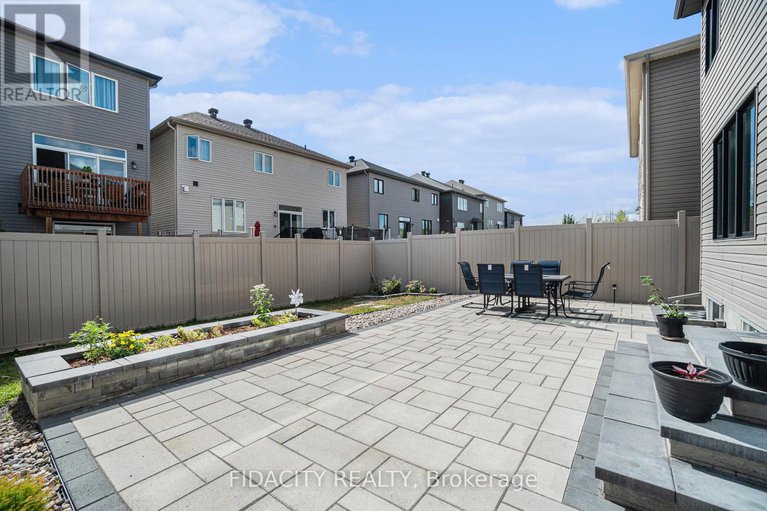 28765287/644-eagle-crest-heights/stittsville-north/ottawa/ontario/K2S2E6_26