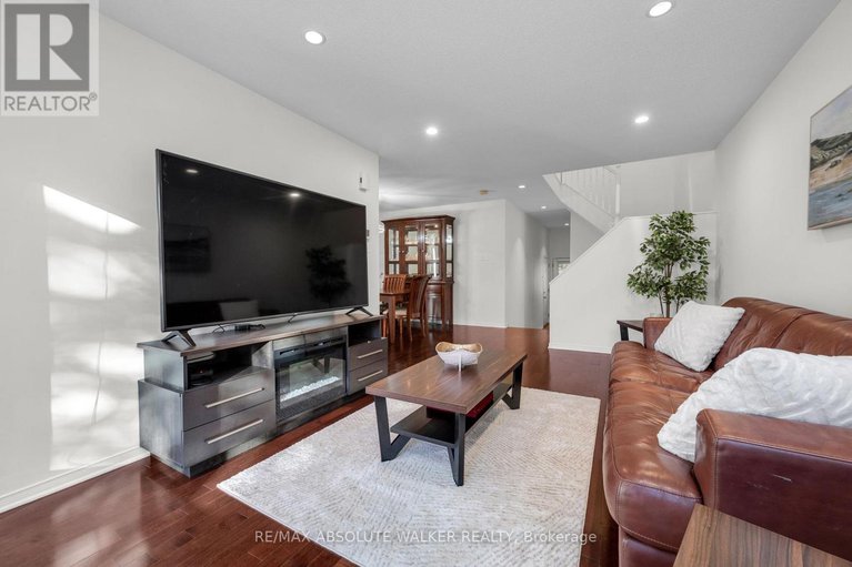 29043009/126-forestcrest-street/chapel-hill/ottawa/ontario/K1C7R3_8