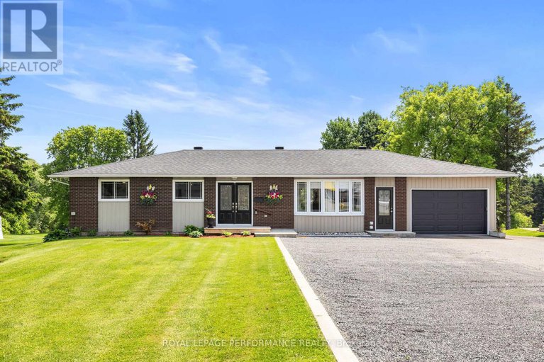 28424960/782-notre-dame-street/embrun/russell/ontario/K0A1W0_1
