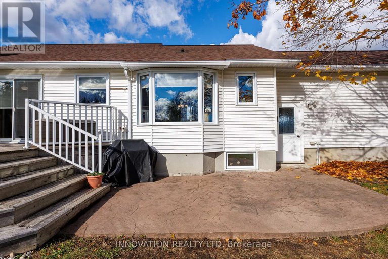 29437878/201-greystone-crescent/mississippi-mills-ramsay-twp/mississippi-mills/ontario/K0A1A0_37