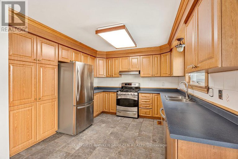 28945918/121-topley-crescent/hunt-club-park/ottawa/ontario/K1G4N2_11