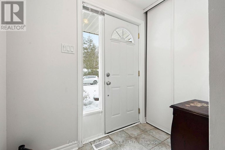 29253974/39-1140-forets-avenue/convent-glen-north/ottawa/ontario/K1C5K7_2