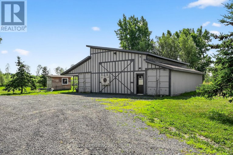 28590993/3329-swale-road/osgoode-twp-south-of-reg-rd-6/ottawa/ontario/K0A2W0_42