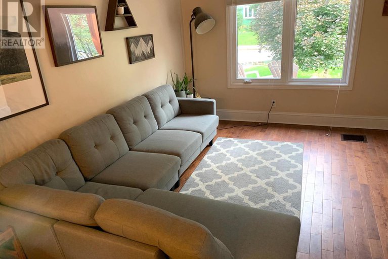 28543964/1552-caledon-street/riverview-park/ottawa/ontario/K1G0H9_14