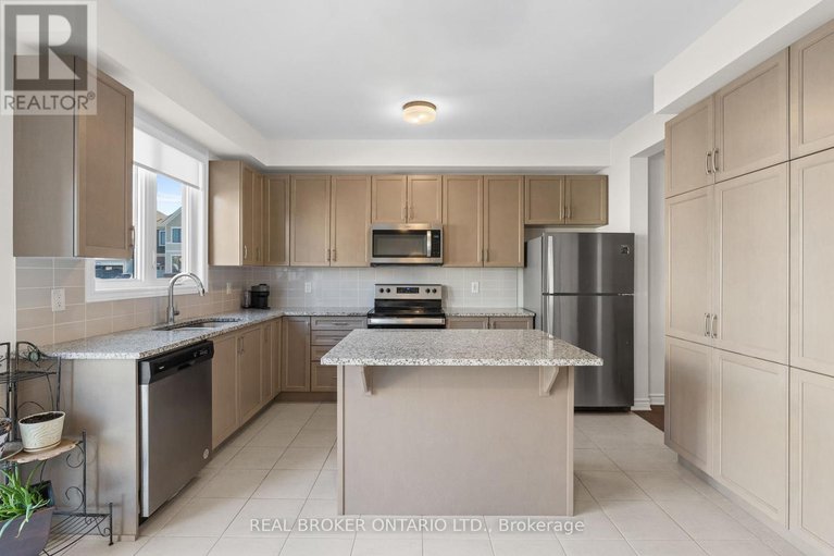 28309784/845-snap-hook-crescent/half-moon-bay/ottawa/ontario/K2J6V7_11