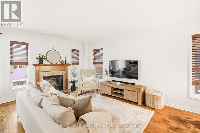 29019849/281-freedom-private/riverview-park/ottawa/ontario/K1G6W3_14