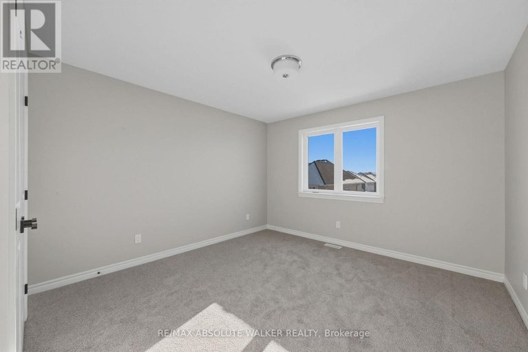 29674696/803-antonio-farley-street/camelot/ottawa/ontario/K4A5N3_37