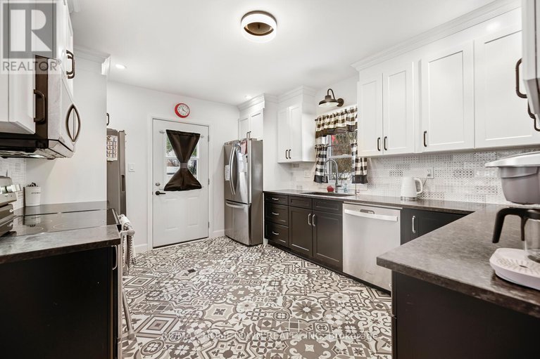 29278787/204-wood-street-e/prescott/prescott/ontario/K0E1T0_15