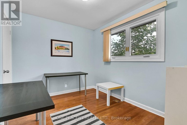 28647610/1244-joyce-crescent/bel-air-heights/ottawa/ontario/K2C2M9_20