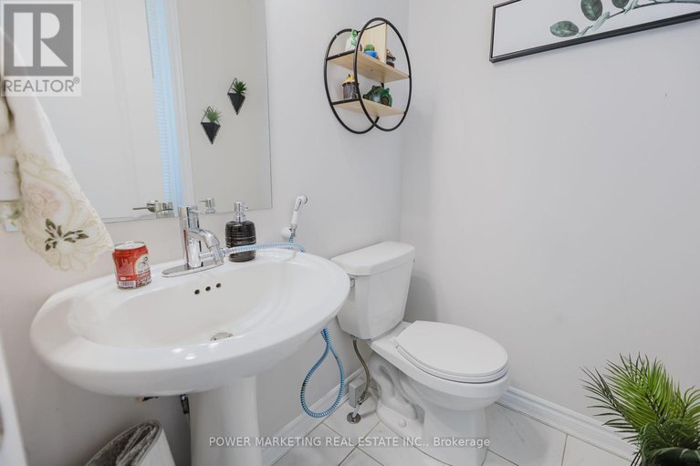 28585318/526-ponthieu-circle/orleans-village/ottawa/ontario/K1W0N4_7