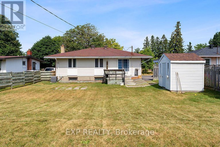 28779116/2536-roman-avenue/queensway-terrace-north/ottawa/ontario/K2B7X9_32