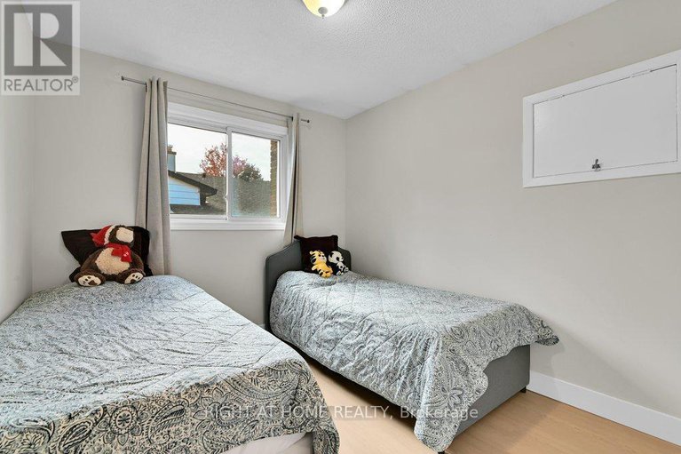 29018595/2230-bickerton-avenue/canotek-industrial-park/ottawa/ontario/K1J6Y3_19
