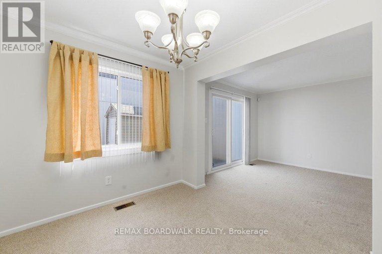 29640034/47-2210-loyola-avenue/beaconwood/ottawa/ontario/K1J8H5_11