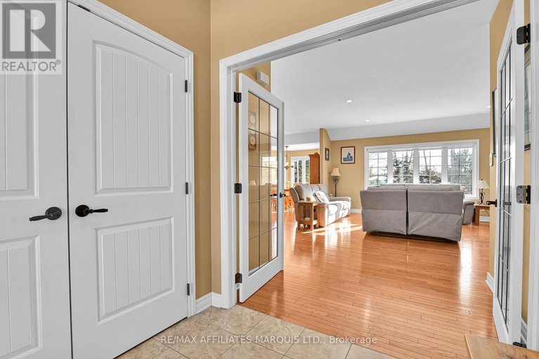 29281457/6574-adrian-court/south-glengarry-charlottenburgh-twp/south-glengarry/ontario/K6H7J1_5