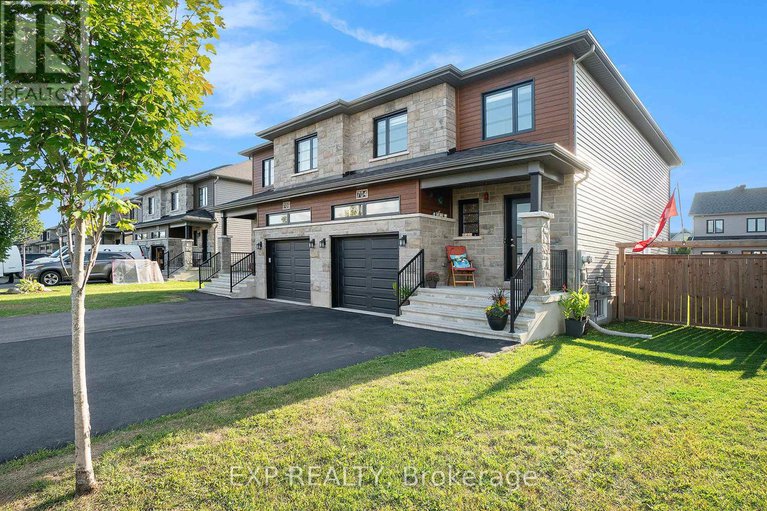 28850981/704-azure-street/village-of-russell/russell/ontario/K4R1E5_3