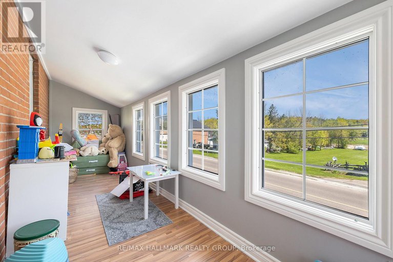 28634699/33-river-road/mcnabbraeside-twps/mcnabbraeside/ontario/K7S1R3_20