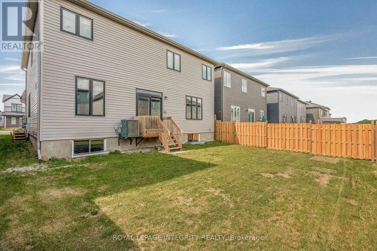 28553792/787-cappamore-drive/half-moon-bay/ottawa/ontario/K2J6V6_48