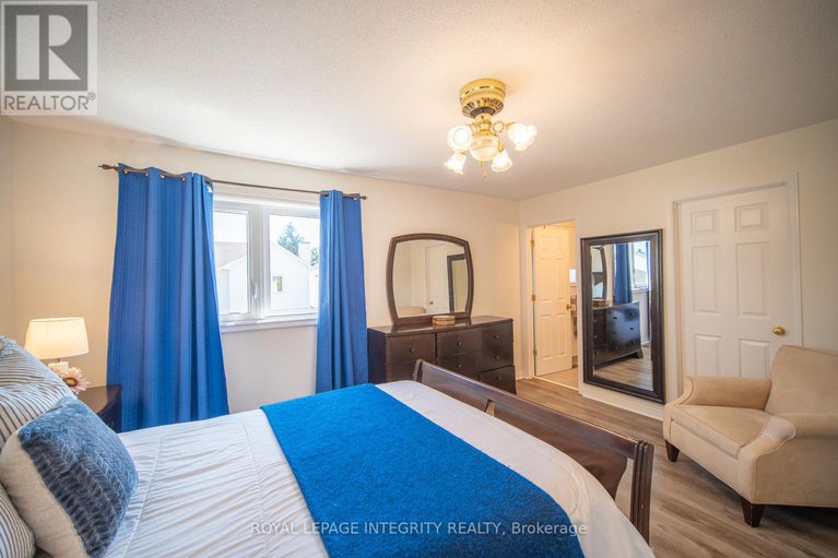 28813806/632-valin-street/fallingbrookgardenway-south/ottawa/ontario/K4A3S9_20