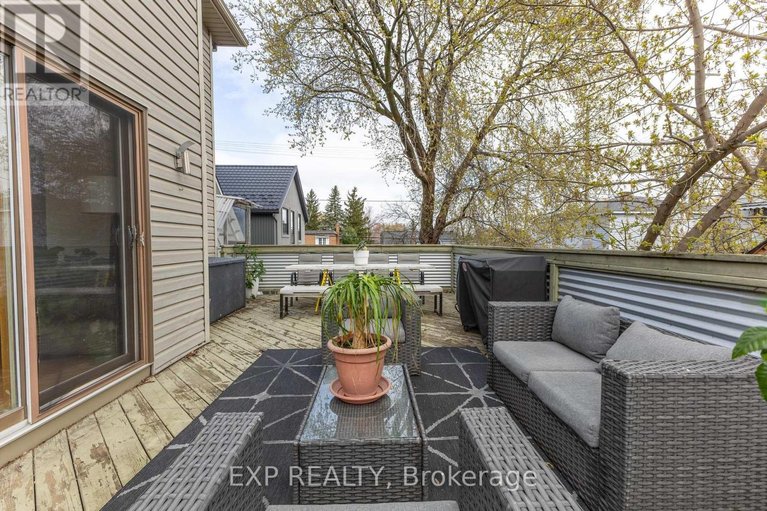 29685310/162-westhaven-crescent/westborohampton-park/ottawa/ontario/K1Z7G3_35