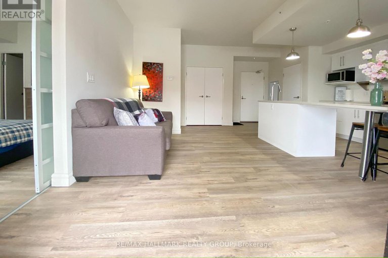 29118510/208-555-anand-private/riverside-park-south/ottawa/ontario/K1V2R7_18