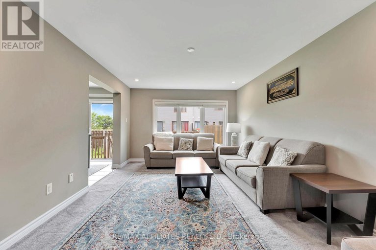 28562924/625-trigoria-crescent/avalon-west/ottawa/ontario/K4A1B1_9