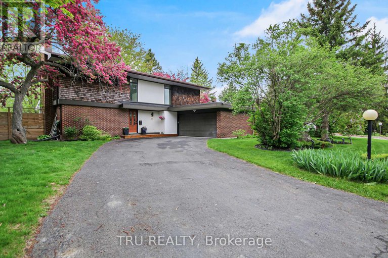 28842095/36-varley-drive/beaverbrook/ottawa/ontario/K2K1G2_1