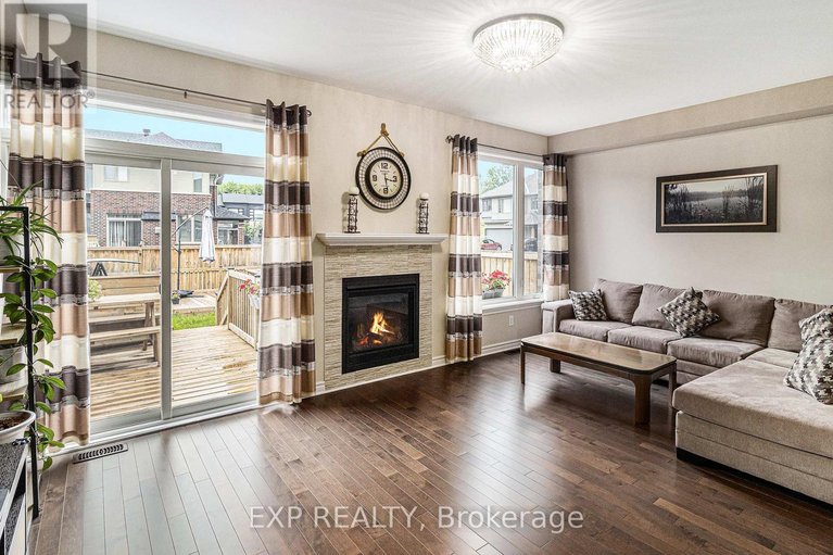 29588179/383-memorial-grove/riverside-southgloucester-glen/ottawa/ontario/K1X0C7_6