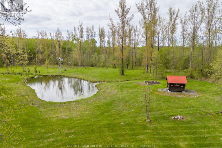27979759/18668-concession-2-road/north-glengarry-kenyon-twp/north-glengarry/ontario/K0C1B0_21
