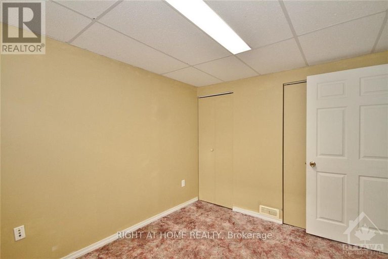 28194266/373-stoneway-drive/barrhaven-east/ottawa/ontario/K2G6G8_26
