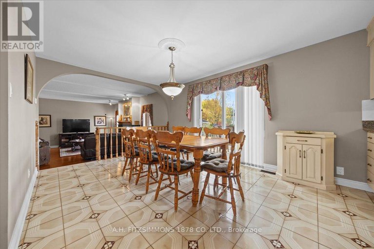 29009459/1538-claymor-avenue/carleton-heights/ottawa/ontario/K2C1T1_16