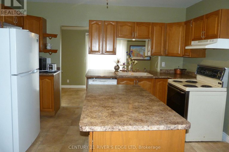 29172384/453-may-street/winchester/north-dundas/ontario/K0C2K0_12