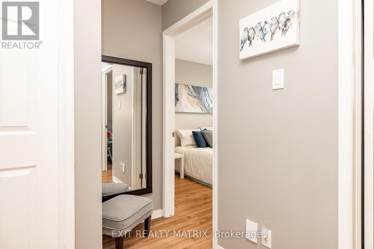 29134318/125-whalings-circle-n/stittsville-central/ottawa/ontario/K2S1S4_33