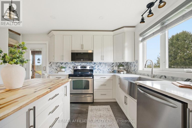 29038833/843-ferguson-falls-road/lanark-highlands-lanark-twp/lanark-highlands/ontario/K7C0C5_4