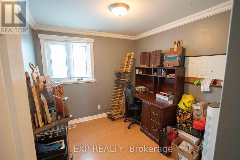 29215003/1108-grenoble-crescent/orleans-wood/ottawa/ontario/K1C2C6_15