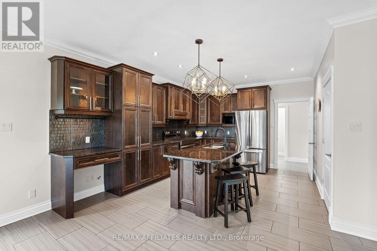 28373926/621-du-bercail-street/lorignal/champlain/ontario/K0B1K0_8