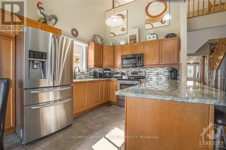 27483149/22-frieday-street/campbellbrook-village/arnprior/ontario/K7S0A6_8