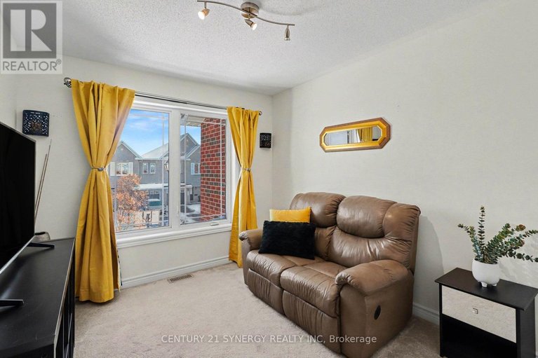 29646953/114-silvermoon-crescent/avalon-east/ottawa/ontario/K4A0P9_17