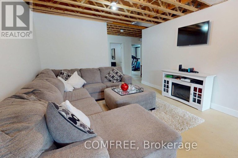 29349665/939-burnstown-road/mcnabbraeside-twps/mcnabbraeside/ontario/K0A3L0_19