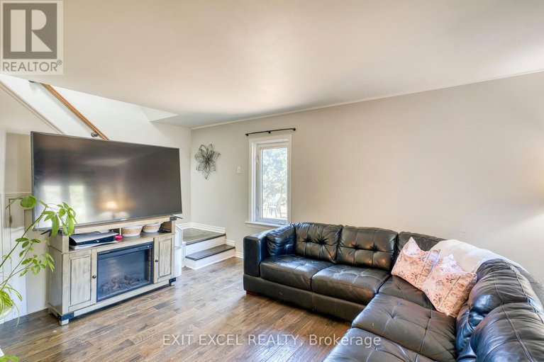 28769458/5490-mactavish-place/osgoode/ottawa/ontario/K0A2W0_13