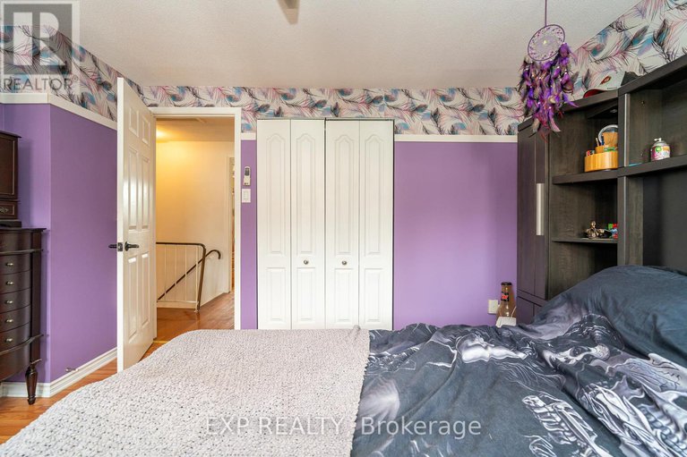 28756531/40-2296-orient-park-drive/blackburn-hamlet-south/ottawa/ontario/K1B4N6_20