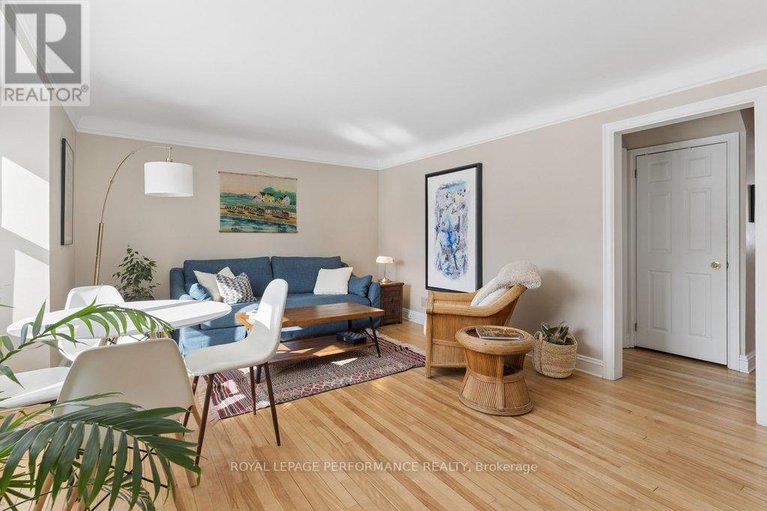 29426386/309-glynn-avenue/overbrookcastle-heights/ottawa/ontario/K1K1R9_12