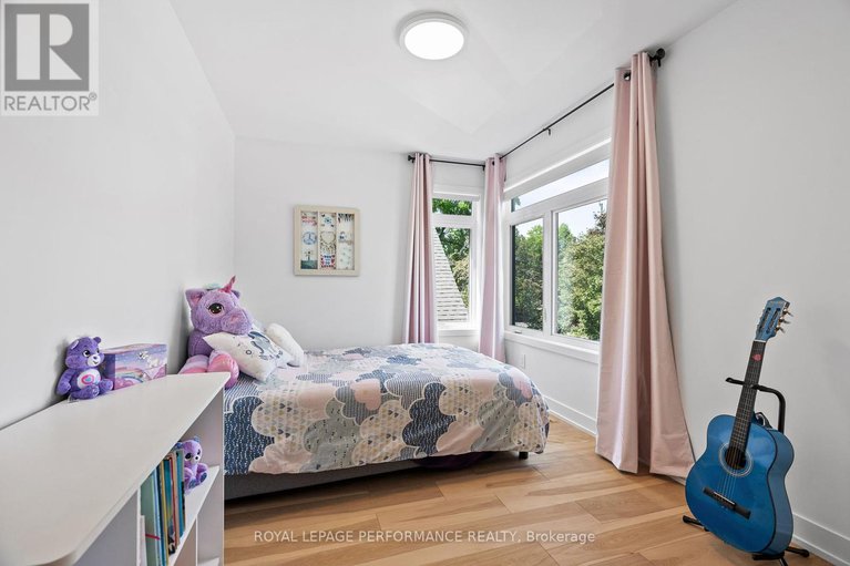 28543963/80-dagmar-avenue/vanier/ottawa/ontario/K1L5T4_21