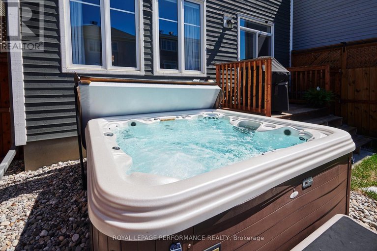 29669751/281-meynell-road/goulbourn-twp-from-franktown-rdsouth-to-rideau/ottawa/ontario/K0A2Z0_35