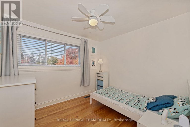 29030810/1195-major-street/bel-air-park/ottawa/ontario/K2C2S1_18