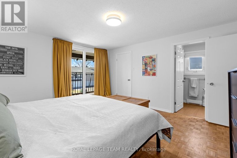 29675105/25-grady-crescent/sheahan-estatestrend-village/ottawa/ontario/K2H5S2_17