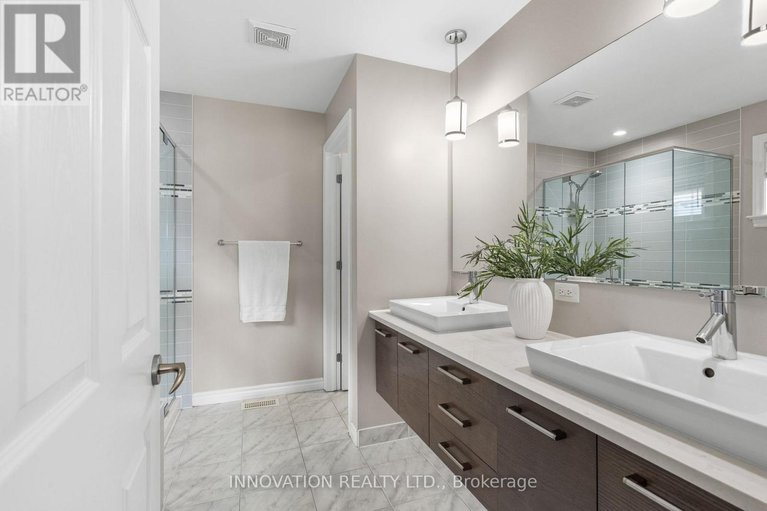 28614643/239-balikun-heights/emerald-meadowstrailwest/ottawa/ontario/K2V0A4_19