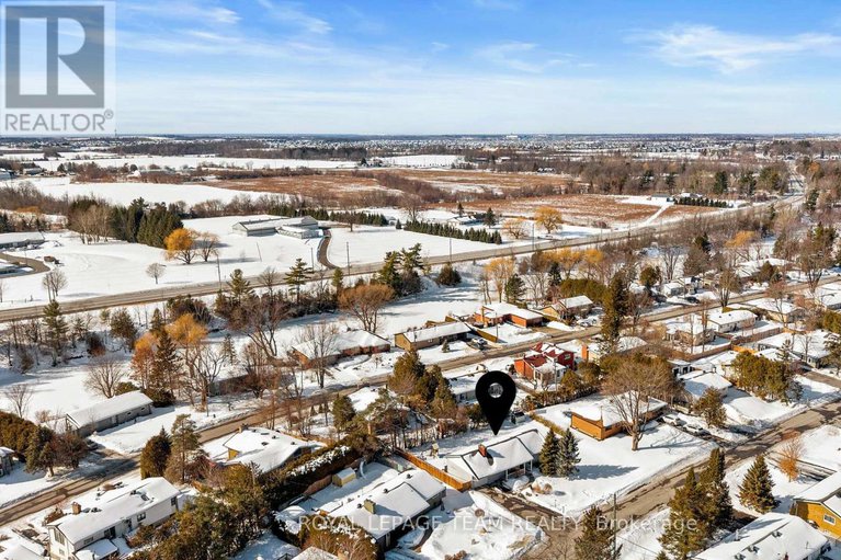 29381765/5286-hillcrest-drive/manotick-long-island-nicholls-island/ottawa/ontario/K4M1E9_38