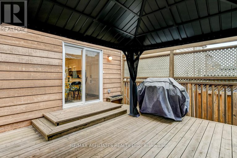 29094061/39-inwood-drive/bridlewood/ottawa/ontario/K2M1Z3_39