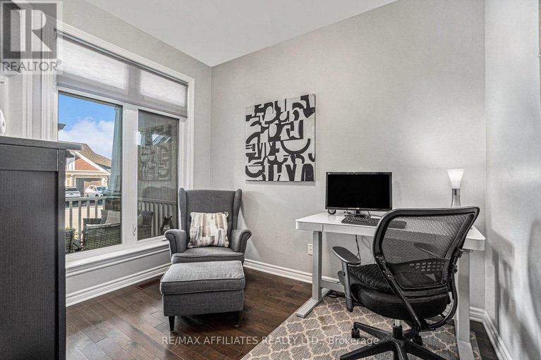 28981202/812-tewin-circle/camelot/ottawa/ontario/K4A1K3_3